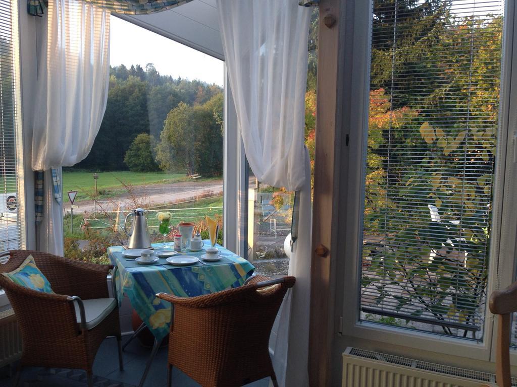 Pension-Ferienwohnung Liesbachtal Direkt Am Waldrand Bayerische Rhoen Schönau an der Brend Eksteriør bilde